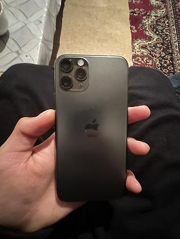 Apple iPhone: IPhone 11 Pro, Б/у, 64 ГБ, Space Gray, Чехол, 75 % — 11