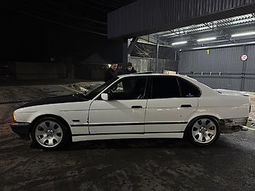 BMW: BMW 5 series: 1994 г., 3 л, Механика, Бензин, Седан — 3