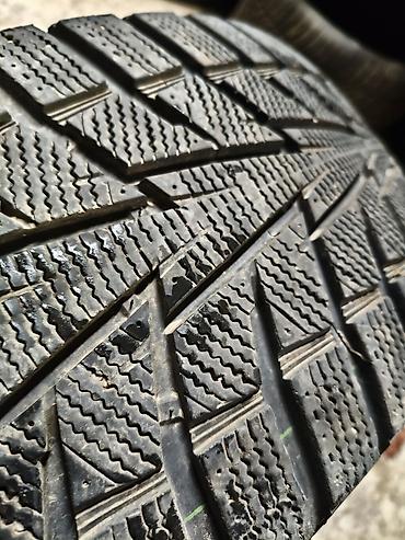 Транспорт: Шины 235 / 60 / R 17, Зима, Б/у, 1 шт, Легковые, Корея, Hankook — 2