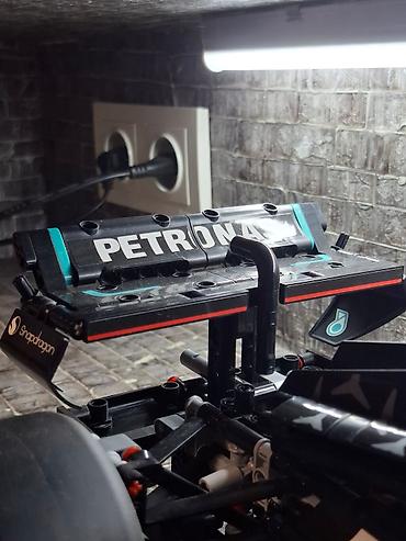 Игрушки: Продаю LEGO ® Technic™ «Гоночная машина Mercedes-AMG F1 W14 E — 10