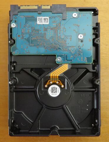 Hard diskovi, eksterni diskovi: 1. Nov, neotpakovan SEAGATE SkyHawk AI 8TB Sata III 7200rpm 256MB — 7