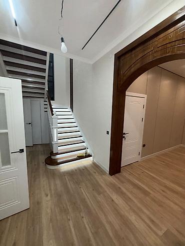 Продажа домов: 6 комнат, 215 м², 3 соток, Бишкек, Арча-Бешик ж/м Собственник — 10