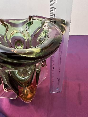 glass: Чешская ваза из гутного цветного стекла — 4
