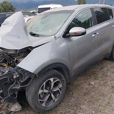 audi 100 c 4: Kia Sportage, серебристый кроссовер, (послелнее поколееия) год выпуска — 9