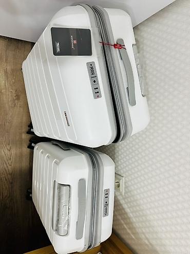decathlon bishkek: Чемодан, Новый, Материал: Пластик, Средний (40 - 70 л), Вращающиеся колеса на 360° — 3