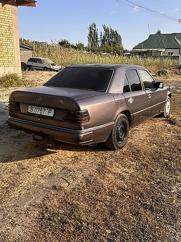 крестовина спринтер: Mercedes-Benz W124: 1992 г., 2.3 л, Механика, Бензин — 4