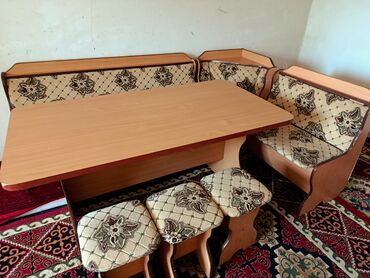 купить кресло кровать недорого бу: Кухонный стол и стул, Б/у, Самовывоз, Платная доставка, цвет - Бежевый