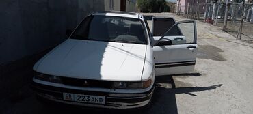 двигатель поло 1.6 купить новый: Белый седан Mitsubishi Galant с четырьмя дверями, люком на крыше и