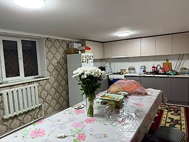 Продажа коттеджей и домов: 🏡 Продаётся дом в г. Бишкек, Первомайский р-н (Киркомстром) 📐 94 м² | — 1
