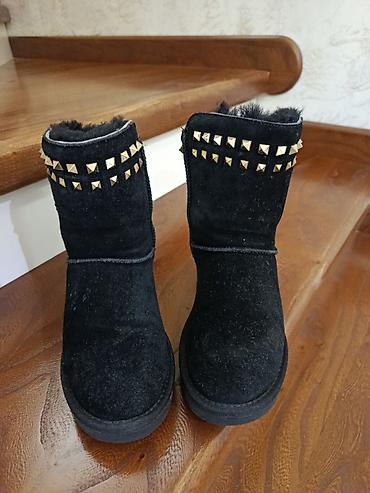 Угги: Угги, 37, UGG, Б/у, цвет - Черный, Самовывоз — 3