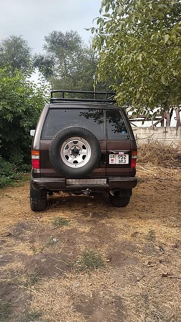 Isuzu: Isuzu Trooper: 1993 г., 2.9 л, Механика, Дизель, Внедорожник — 2
