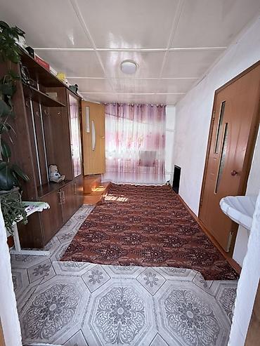 Продажа коттеджей и домов: Двухэтажный дом с двором и хозяйственными постройками, 13 соток село — 17