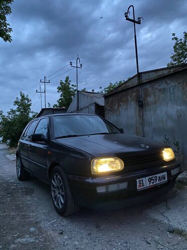 купить двигатель опель вектра а 1.6: Volkswagen Golf: 1993 г., 1.6 л, Механика, Бензин, Хэтчбэк