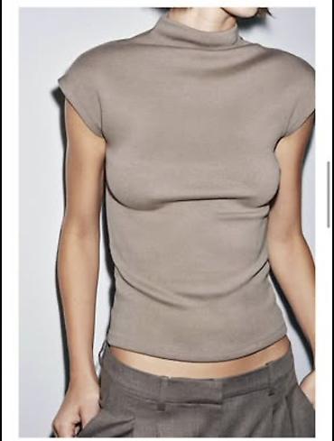 parfois az: 1. Блузка леопардовая Sateen разм л 10м 2. Зеленая блузка Sateen разм — 8