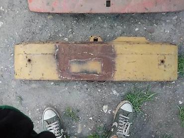 Karoserija: ZADNJI VEZNI LIM I HAUBA ZASTAVA FIĆA ŠUSPLEH | Polovno cena : vezni — 5