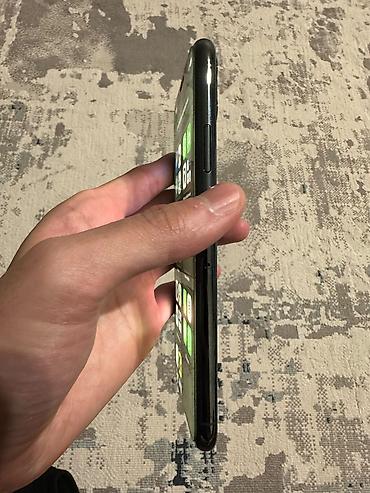 iphone 11 64г: IPhone 11 Pro Max, Б/у, 256 ГБ, Matte Midnight Green, Чехол, 75 % — 5