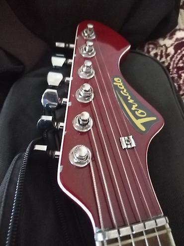 trek marlin 4: Elektrik gitara – Jolana Tornado, yarı boş (semi-hollow) korpuslu — 3