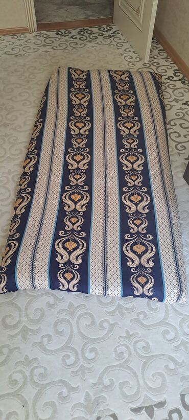 Наволочки: Для взрослых Матрас