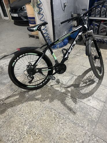 26 lıq velosipet: İşlənmiş Şəhər velosipedi Vista, 26", sürətlərin sayı: 21, Pulsuz çatdırılma