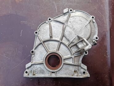 Auto delovi: Dekla radilice prednja Lada 21214i Niva br.2. Polovna očuvana — 1