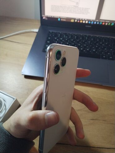 Apple iPhone: IPhone 11 Pro, Gümüşü, Face ID — 6