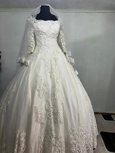 Свадебные платья: Свадебное и вечернее платья 1) Свадебное платье: - Силуэт: бальное, с — 2