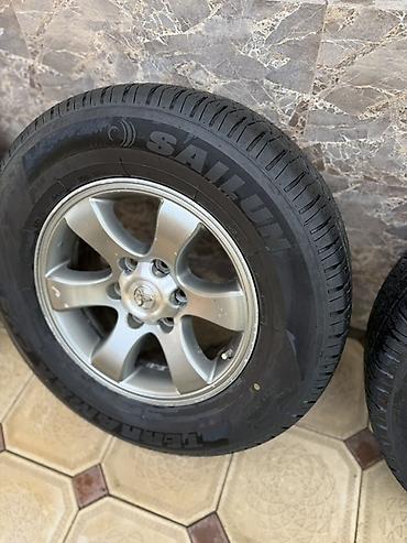 куплю шина: Комплект колес Toyota на литых дисках - Диски: оригинальные — 8