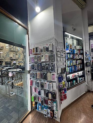 mağazanın: PH Telekom – mobil aksesuarlar və telefon servisi Məhsullar: - Telefon — 2