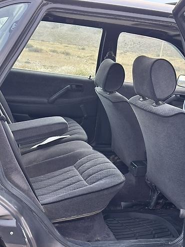 gac i60: Volkswagen Passat: 1991 г., 2 л, Механика, Бензин, Седан — 8