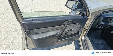 Mercedes-Benz: Mercedes-Benz 190 (W201): 2 l | 1990 il Sedan — 13