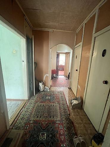 1: 3 комнаты, 83 м², 1 этаж, Старый ремонт — 2