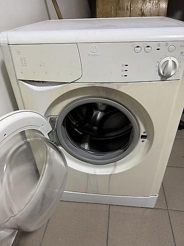 диспенсер в: Стиральная машина автомат, Б/у, Indesit, До 5 кг, Фронтальная, Оптом — 2