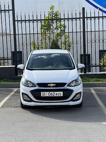 Chevrolet Spark: 2018 г., 0.9 л, Автомат, Бензин, Хэтчбэк at lalafo.kg Chevrolet Spark: 2018 г., 0.9 л, Автомат, Бензин, Хэтчбэк