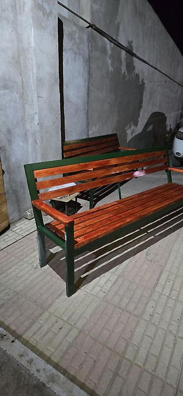 yevlax mebel: Metall karkaslı taxta skamya - İstifadə sahəsi: həyət, bağ, park — 1
