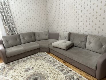 диван лина: Угловой диван, цвет - Бежевый, Б/у