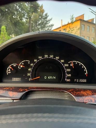 на 220: Mercedes-Benz 220: 2004 г., 3.7 л, Автомат, Бензин, Седан — 3