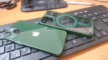 Мобильные телефоны: IPhone 13 mini, Б/у, 256 ГБ, Alpine Green, Чехол, 88 %
