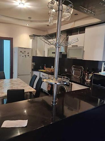 ev alqi satqi birja: 3 otaqlı, Yeni tikili, m. Nizami, 125 kv. m — 2