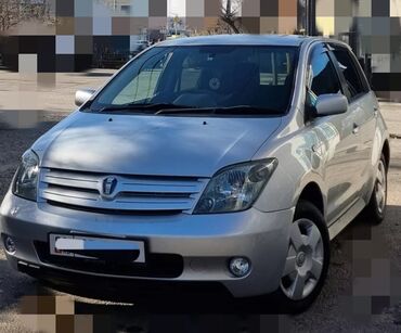 тойота королла хэтчбек: Toyota ist: 2003 г., 1.5 л, Автомат, Бензин, Хэтчбэк