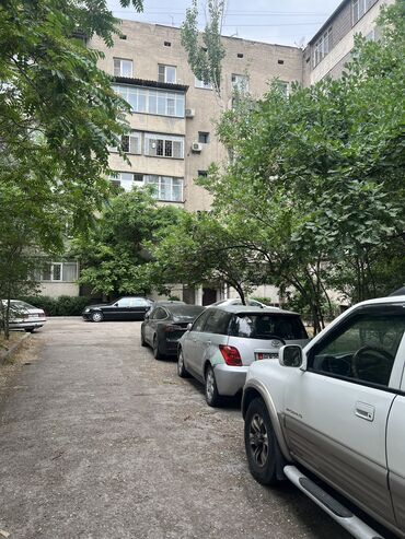 4 комнатную квартиру: 4 бөлмө, 120 кв. м, Жеке план, 3 кабат, Косметикалык ремонт