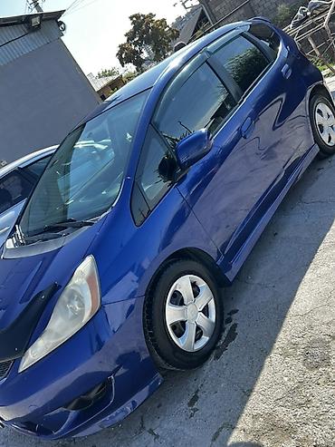 Унаа: Honda Fit: 2010 г., 1.5 л, Автомат, Бензин, Хетчбек — 3