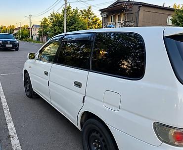 тойота: Toyota Gaia: 2000 г., Автомат, Бензин, Минивэн — 7