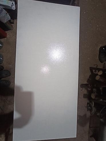 Furniture: Drveni klub-sto sa slike, širine 56 cm dužine 120 cm visine 50 — 4