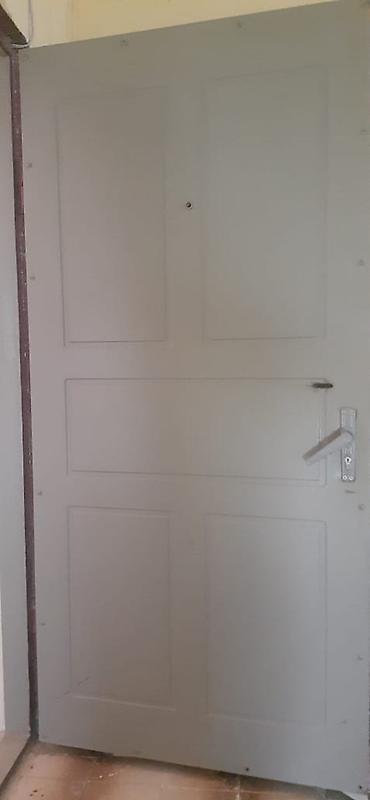 Qapılar və aksessuarlar: Dəmir giriş qapısı ünvan baki 6ci mikrayon - Material: metal (dəmir) — 2