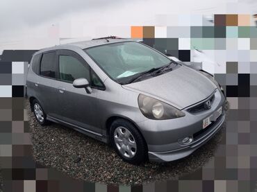 Honda: Honda Fit: 2003 г., 1.3 л, Вариатор, Бензин