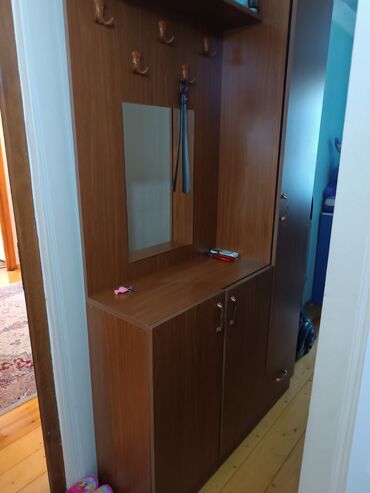 Uzunmüddətli kirayə mənzillər: Gəncə şəhərində Pasyolkada metallurq stadionunun üstünde 5mərtəbəli — 14