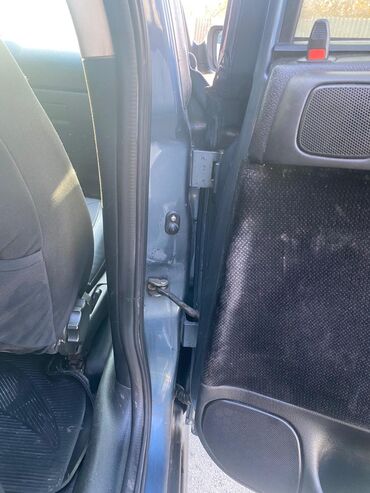 Opel: Opel Astra: 1.6 l | 1998 il 531428 km Sedan — 8