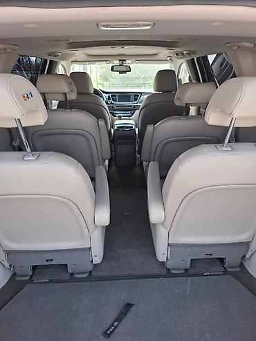 Kia: Kia Carnival minivan Lizing Mümkündür ilkin 12500 azn - Korpus: ağ — 9