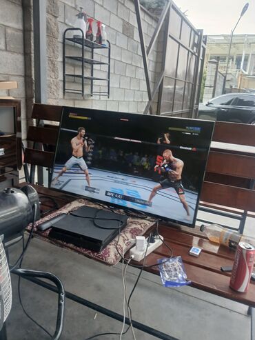 не рабочем состоянии: PS4 (Sony PlayStation 4)
