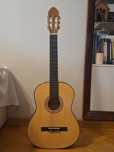 yamaha fs 100c: Классическая гитара, Akkord, Новый, Бесплатная доставка